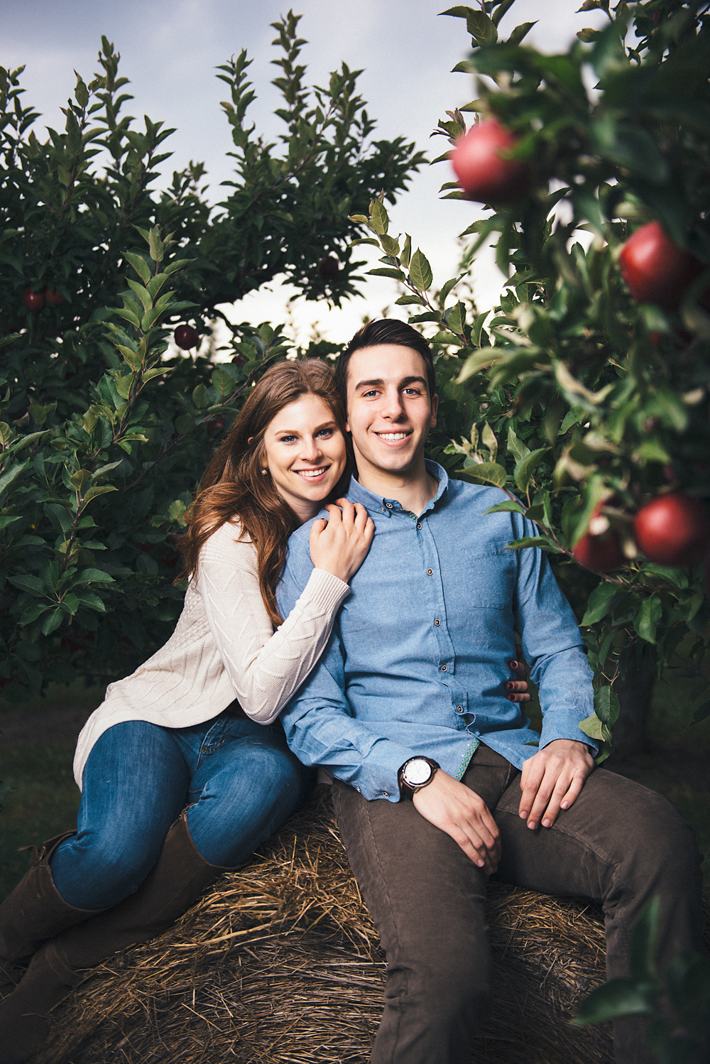 Pumpkin-Patch-Apple-Orchard-Engagement-45.jpg