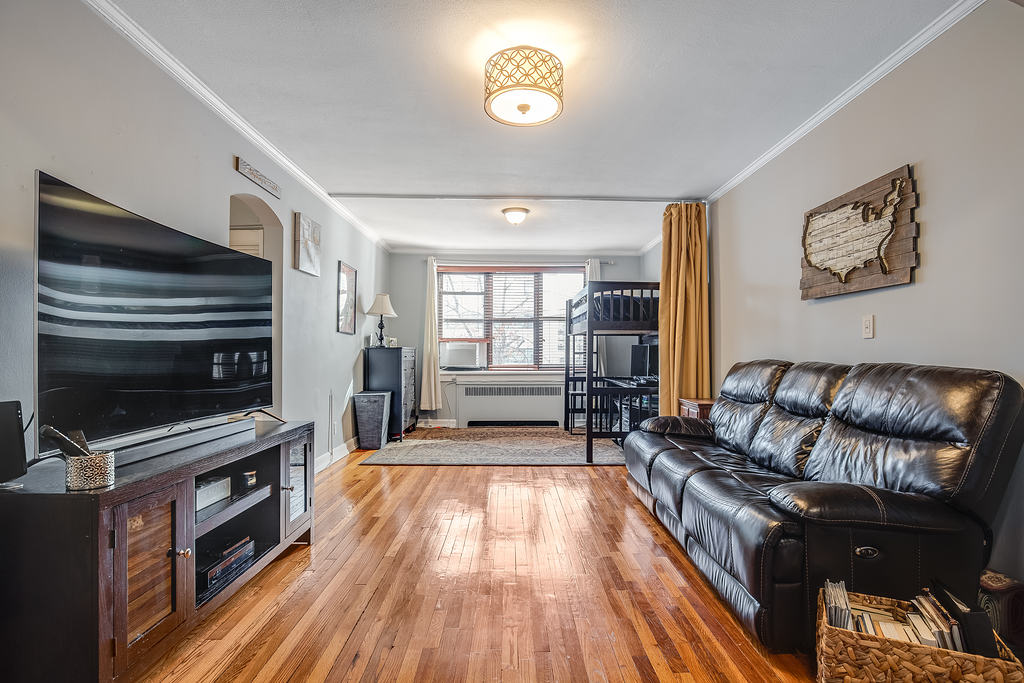 1 Town House Pl, Great Neck Plaza Explorify3d