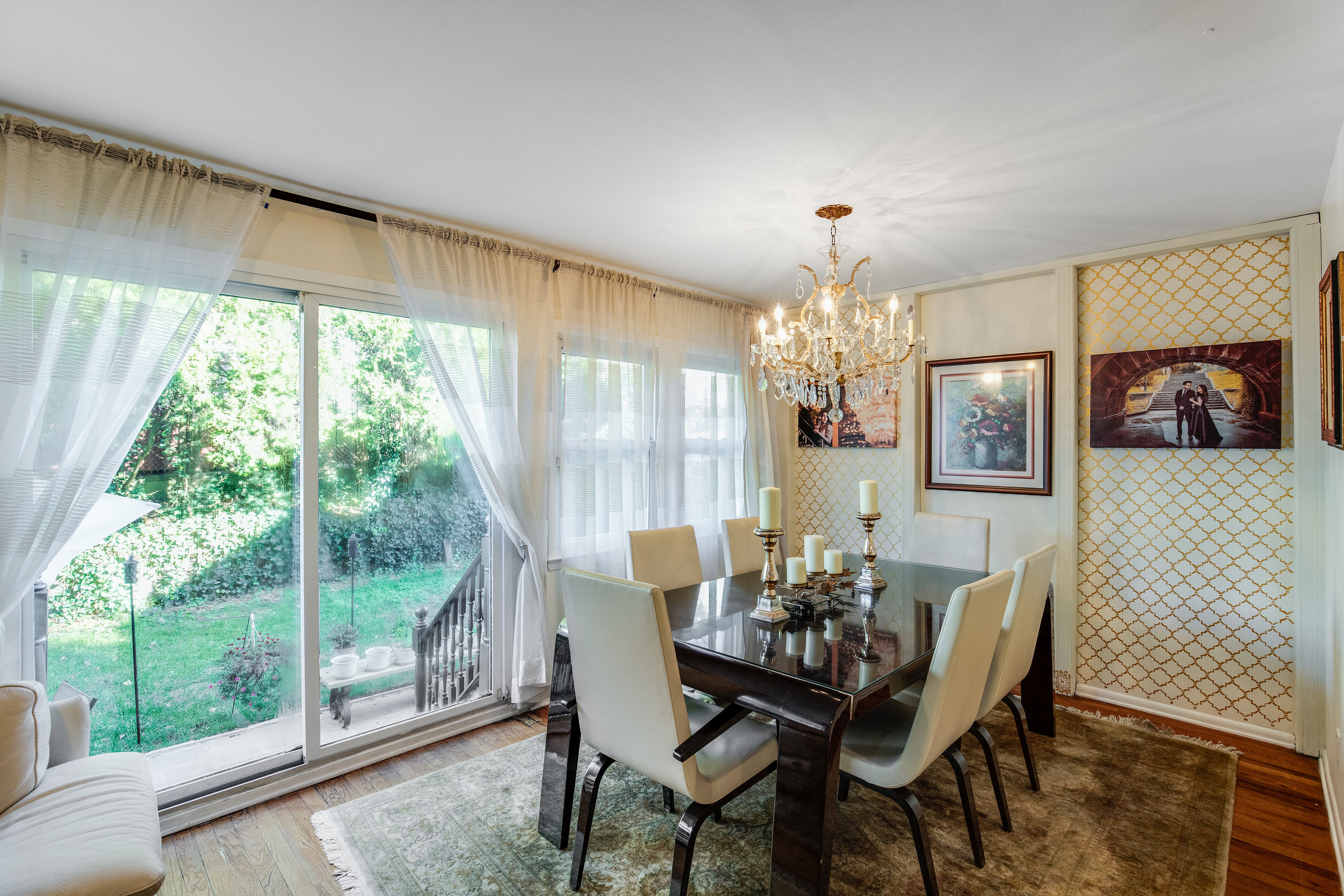 5775 Cloverdale Blvd, Queens Explorify3d