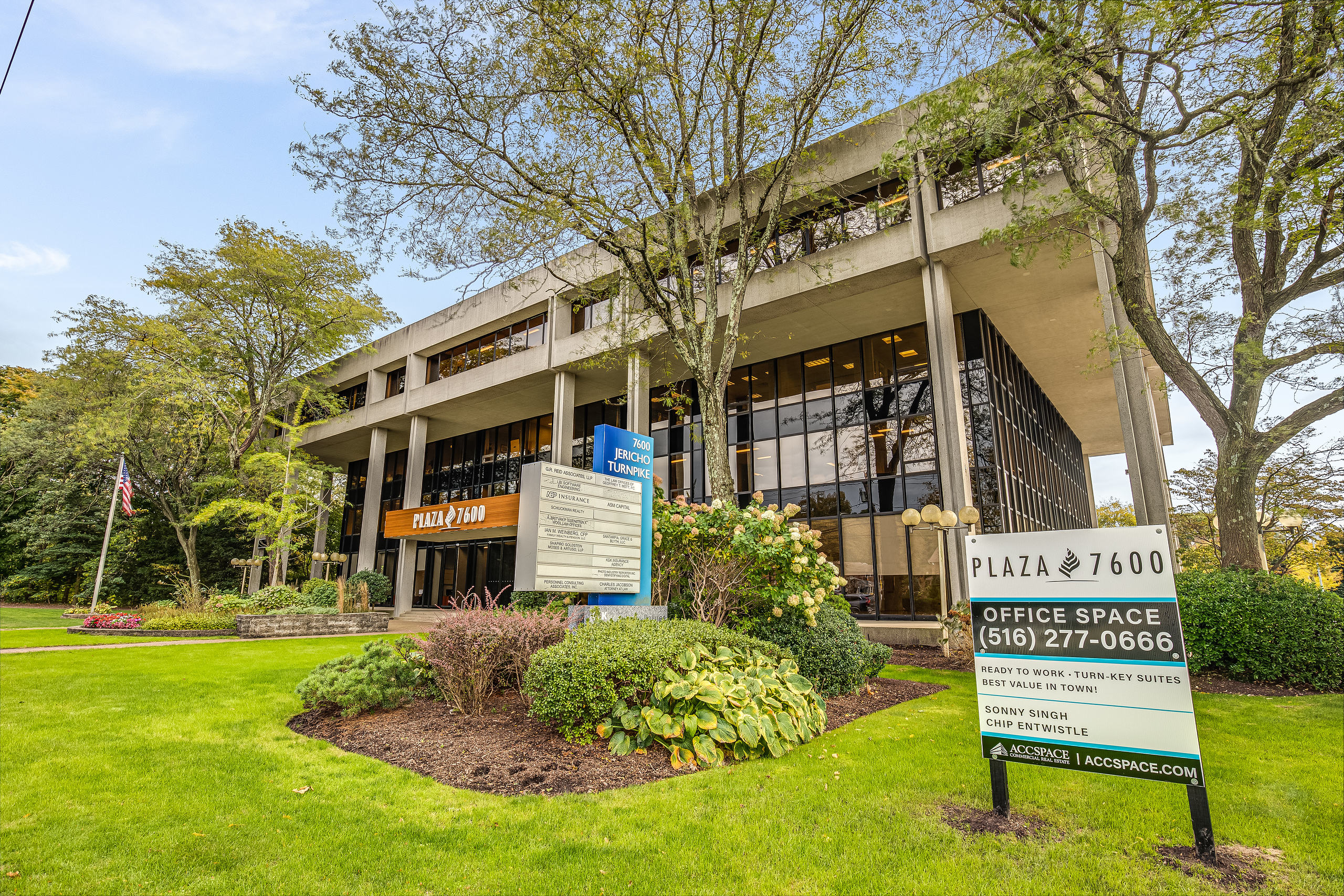 7600 Jericho Turnpike, Woodbury Explorify3d