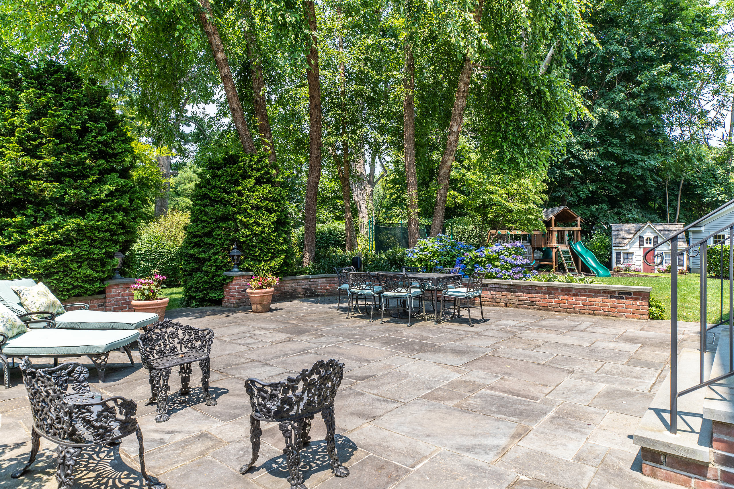 47 Duck Pond Rd, Glen Cove Aerial Media NY Productions